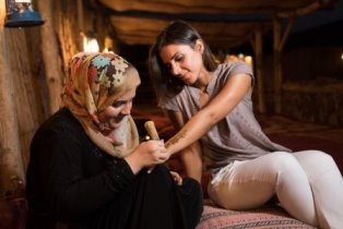 hena painting.jpg
